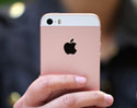 สื่อนอก รีวิว iPhone SE ชี้ แบตเตอรี่อึดกว่าเดิม ใช้งานได้นานกว่า iPhone 6S ดีไซน์แทบไม่ต่างจาก iPhone 5S นอกจากสี Rose Gold
