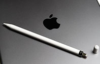 ลือ Apple Pencil 2 สไตลัสคู่ใจสายอาร์ตรุ่นต่อไป อาจเปิดตัวพร้อมกับ iPad Pro รุ่นอัปเกรดปี 2017 คาดใช้ร่วมกับ iPhone และ Trackpad ของ MacBook ได้