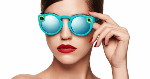 Spectacles แว่นกันแดดติดกล้องจาก Snapchat ถ่ายคลิปได้นาน 10 วินาที  รองรับการใช้งานได้ตลอดวัน วางจำหน่ายแล้วในราคา 4,500 บาท :: Techmoblog.Com