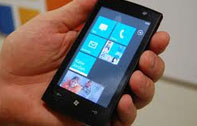 Windows Phone 7 เอาบ้าง ออก Sliding Keyboard ที่ทำงานคล้ายฟังก์ชั่น Swype