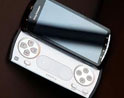 โซนี่ อีริคสัน Xperia? Play สมาร์ทโฟนเพื่อคอเกมโดยเฉพาะ