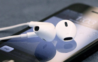 เฉลยแล้ว หูฟัง EarPods ใหม่ พร้อมเซ็นเซอร์วัดการเต้นของหัวใจ ที่แท้เรื่องโอละพ่อ 