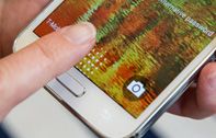 วุฒิสมาชิก สหรัฐฯ ชี้ ระบบสแกนลายนิ้วมือของ ​Samsung Galaxy S5 มีช่องโหว่มากกว่า iPhone 5S 