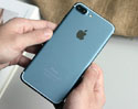 หลุดภาพ iPhone 7 Plus รุ่นต้นแบบ มาพร้อมกล้องด้านหลังแบบ Dual-Camera และตัดช่องหูฟังออก บนบอดี้แบบโลหะ สีน้ำเงิน Deep Blue