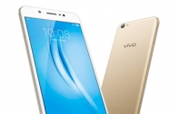 เปิดตัวแล้ว vivo V5s สมาร์ทโฟนเพื่อการเซลฟี่ ด้วยกล้องหน้า 20 MP พร้อมไฟแฟลชแบบ Selfie Soft Light บนบอดี้แบบโลหะขนาดหน้าจอ 5.5 นิ้ว เคาะราคาเพียง 9,990 บาท เปิดจองแล้ววันนี้!