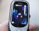 (ชมคลิป) ลองเล่น เกมงูบน Nokia 3310 รุ่นใหม่ 2017 ต่างจาก Nokia 3310 รุ่นแรกอย่างไร ? มาดูกัน