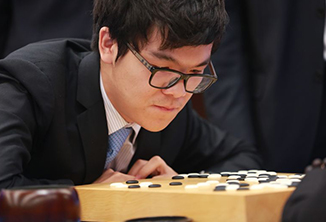AlphaGo ยังโชว์ฟอร์มเหนือ เอาชนะมือหนึ่งโกะโลก 2 กระดานรวด เหลือเวลาแก้มือเกมสุดท้ายวันเสาร์นี้!