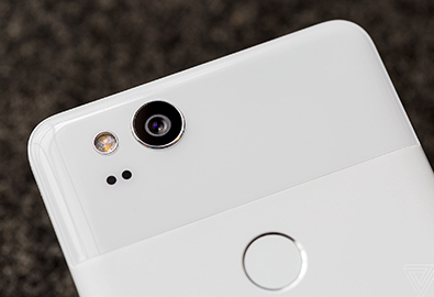 ทำไม Google Pixel 2 ถึงถ่ายภาพหน้าชัดหลังเบลอด้วยกล้องเพียงตัวเดียวได้ โดยไม่ต้องง้อกล้องคู่?  