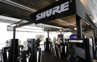 มหาจักรฯ จัดงาน “VR SHURE” พร้อมมินิคอนเสิร์ตจาก SHURE Endorser วง Slot Machine พร้อมโปรโมชั่นสุดพิเศษจาก SHURE!!