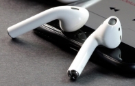 นักวิเคราะห์คนดังเผย AirPods 2 หูฟังไร้สายรุ่นสานต่อ จ่อเปิดตัวในปี 2020 ลุ้นพลิกโฉมดีไซน์ใหม่หมด พร้อมรองรับการชาร์จไร้สาย