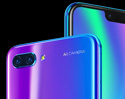 เปิดตัว Honor 10 มือถือกล้องคู่พร้อมระบบ AI รุ่นใหม่ มาพร้อมชิปเซ็ต Kirin 970, RAM 6 GB และกล้องคู่ 24MP บนดีไซน์จอบากไร้ขอบ และสีสัน Twilight ตามสไตล์ Huawei P20 ในราคาค่าตัวที่ 12,900 บาท