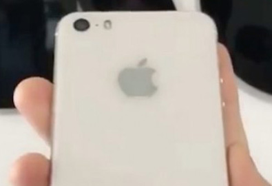 ภาพหลุด iPhone SE 2 รุ่นต้นแบบ ยืนยันดีไซน์ จ่อมาพร้อมบอดี้กระจก มีช่องหูฟัง 3.5 มม. และรองรับการชาร์จไร้สาย