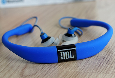 [รีวิว] JBL Reflect Fit หูฟังไร้สายสำหรับการออกกำลังกาย สามารถวัดอัตราการเต้นของหัวใจได้ในตัว และกันเหงื่อที่ระดับ IPX5 ในราคาเพียง 5,990 บาท