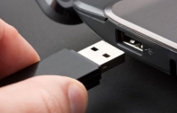 Microsoft ยืนยันเอง ผู้ใช้งาน Windows 10 สามารถถอด USB Flash Drive ออกได้เลยทันทีเมื่อไม่ใช้งาน โดยไม่ต้องเลือกคำสั่ง Safely Remove อีกต่อไป