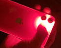 ผู้ใช้ iPhone 11 บางส่วนพบ กรอบตัวเครื่องเรืองแสงเมื่อเปิดใช้ไฟแฟลชและอยู่ในที่มืด