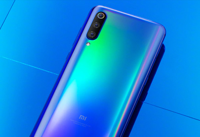 Xiaomi Mi 9 กับภาพเรนเดอร์ทางการมาแล้ว! ยืนยันมาพร้อมกล้องด้านหลัง 3 ตัว บนบอดี้แบบไล่เฉดสี อุ่นเครื่องก่อนเปิดตัว 20 ก.พ.นี้