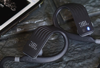 [รีวิว] JBL Endurance DIVE หูฟังไร้สายสำหรับคนชอบว่ายน้ำ มาพร้อมเครื่องเล่น MP3 ในตัว เล่นเพลงได้โดยไม่ต้องเชื่อมต่อ Bluetooth เคาะราคาที่ 3,990 บาท