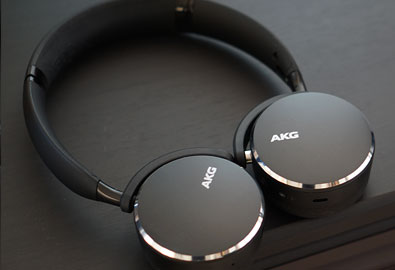 [รีวิว] AKG Y500 Wireless หูฟัง On-Ear แบบไร้สาย พร้อมเทคโนโลยี Ambient Aware, ระบบเสียง AKG Reference Sound และแบตอึดนาน 33 ชั่วโมง เคาะราคาที่ 3,990 บาท