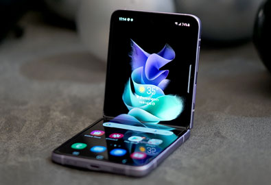 [รีวิว] Samsung Galaxy Z Flip3 5G สมาร์ทโฟนพับได้ ไซซ์กะทัดรัด พกง่าย แรงด้วยชิป Snapdragon 888 ถ่ายรูปแบบแฮนด์ฟรี เริ่มที่ 34,900.-
