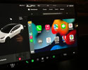 นักพัฒนาโชว์ผลงาน ทำให้รถยนต์ Tesla รองรับ Apple CarPlay