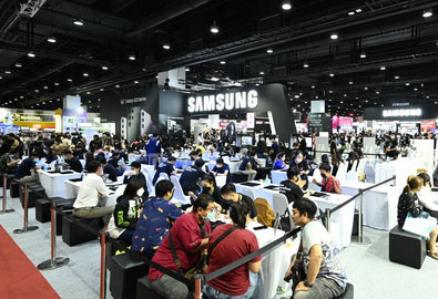 มาแรง! ซัมซุงเผยยอดพรีออเดอร์ Galaxy S23 Series พุ่ง 130% จาก S22 Series และย้ำความมั่นใจของผู้ใช้ด้วยฟีเจอร์ความปลอดภัย Samsung Knox พร้อมเปิดโปรโมชั่นพิเศษสุดพี๊คคค! พบกันที่งาน TME 2023