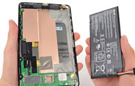 iFixit แกะ Google Nexus 7 พบ แบตเตอรี่สามารถถอดเปลี่ยนได้ ลำโพงมี 2 ตัว