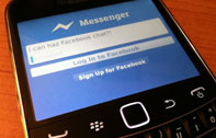 Facebook for BlackBerry ปล่อยอัพเดท รองรับการเชื่อมต่อกับ BBM แล้ว 