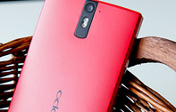 OPPO Find 5 สีแดง รุ่น Limited Edition วางจำหน่ายแล้วที่จีน จำกัด 5,000 เครื่องเท่านั้น