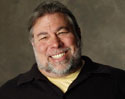 เปิดกระเป๋าป๋าวอซ Steve Wozniak พบสมาร์ทโฟนอย่างน้อย 5 เครื่อง และอุปกรณ์ไอทีเกือบ 50 ชิ้น!