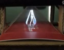 สร้างภาพ Hologram จากสมาร์ทโฟนได้ง่ายๆ ด้วย Prism crystal