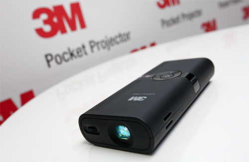 3M-pocket-projector-01 3M-pocket-projector-01
