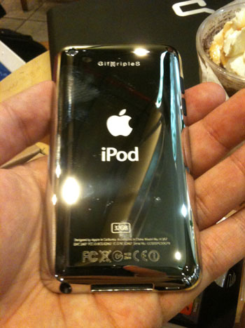 ipod-touch-in-hand